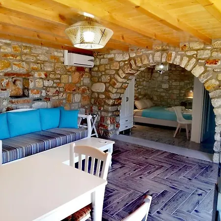 Delfinaki Apartment